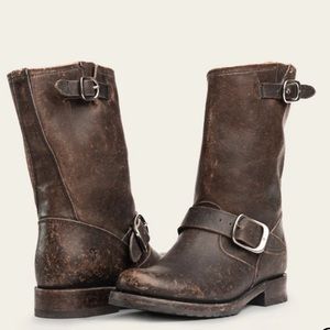 Frye Veronica Short Antique Black Boots